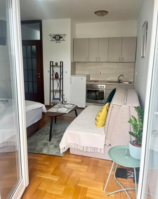 Studio 6 Podgoriçe Dış mekan fotoğraf